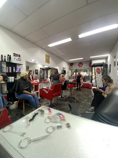 Peluquería rubí centro estético