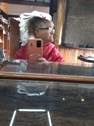 S'tylo Coiffeur Unisex De JOSE CREMELLA