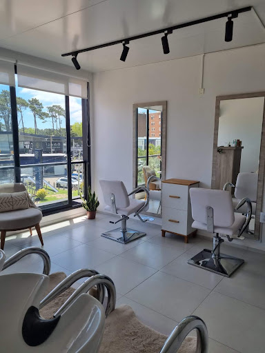 Tony Ruiz Hair Studio Punta del Este
