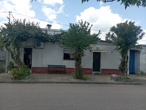 Peluquería Juan José Morales Spinelli y peluquero el chumbo