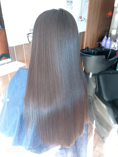 Peluquería y masajes Cindy Almeida