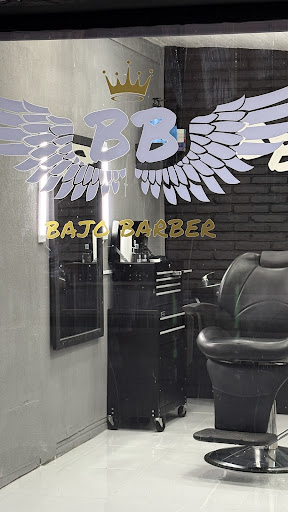 Bajo Barber