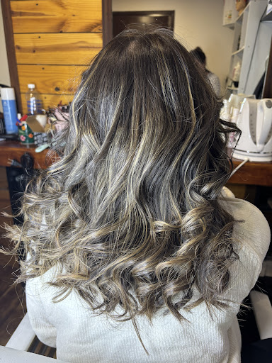 Boomerang Peluquería y Barbería