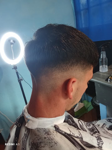 barber González