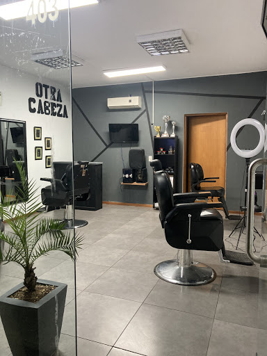 Otra Cabeza Barber Studio