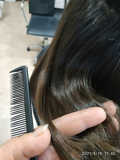 Zonafranca Peluquería unisex