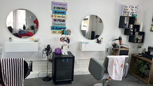 Peluqueria y Barberia los pelos
