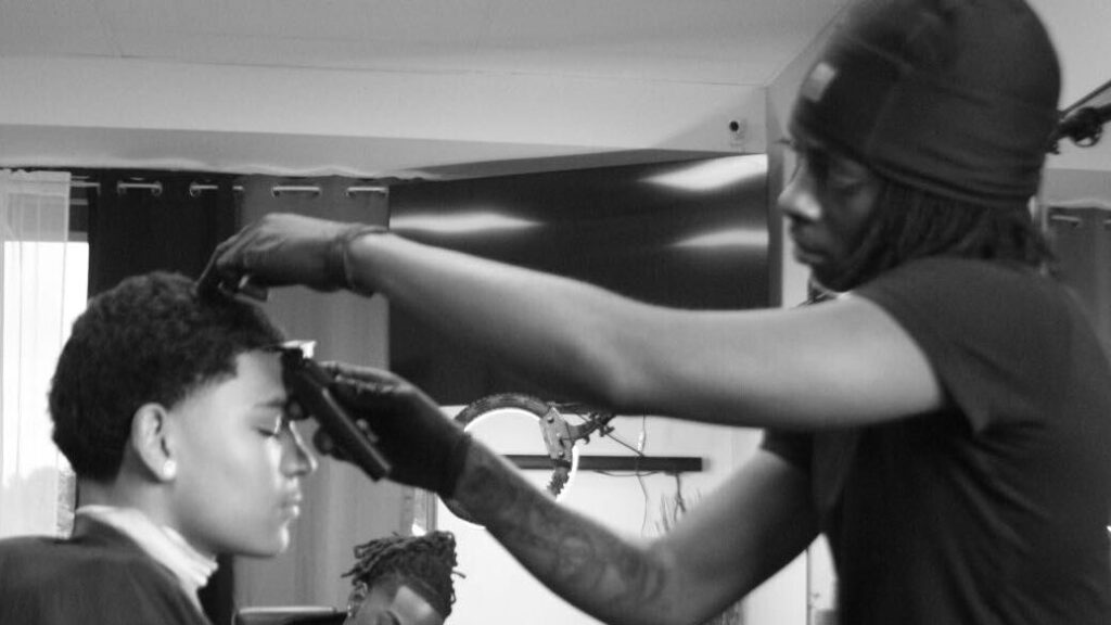 BARBER/NAY 1 barber nay 1