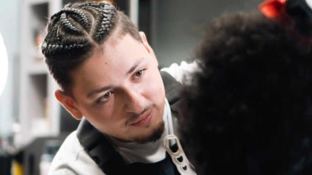 Eneache Barber 1 eneache barber